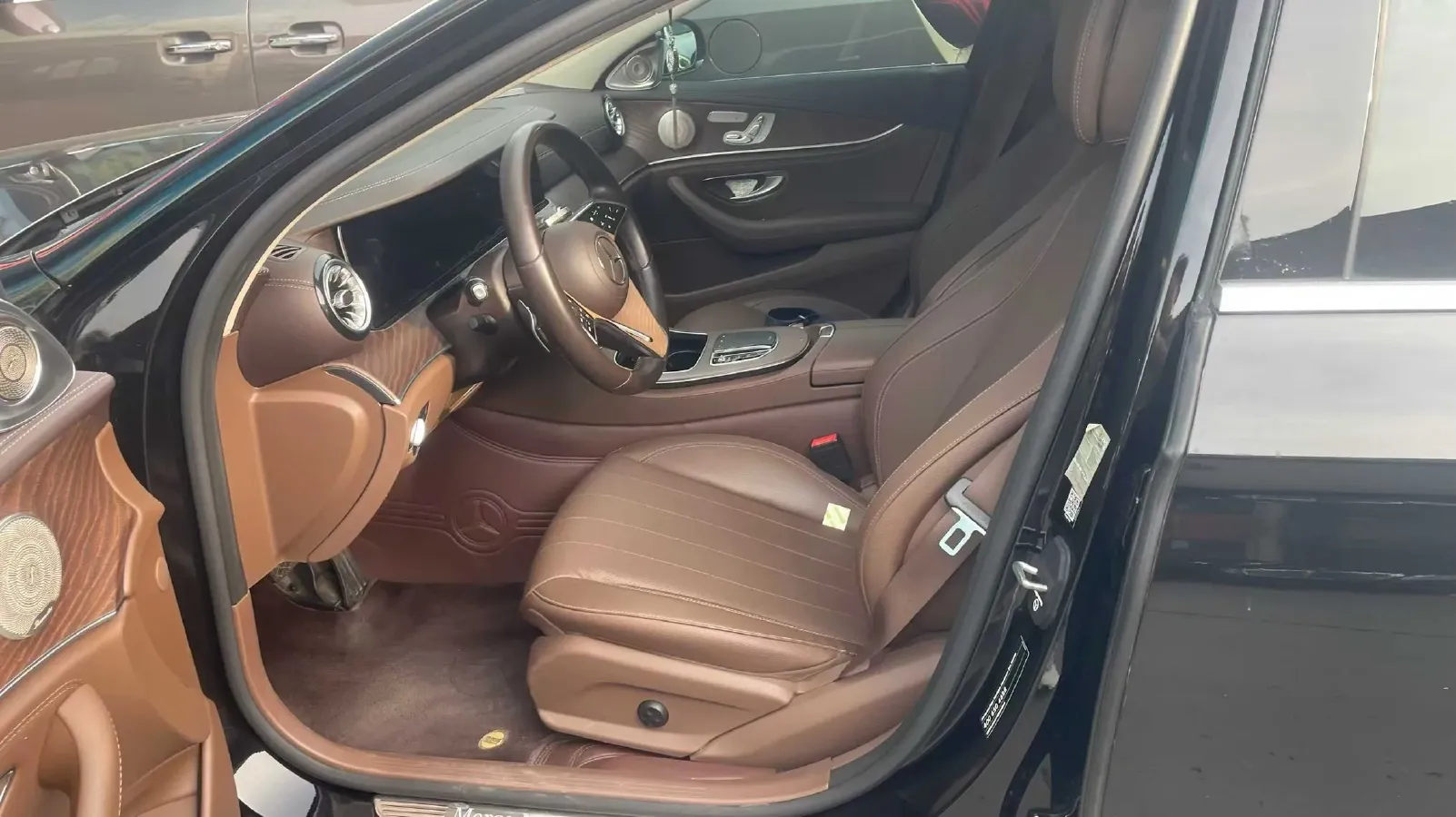 2023 Mercedes-Benz E Class 2.0T 258HP L4 9AT,autocango,china used car exporter,china ev exporter,chinese used car exporter,chinese used ev exporter