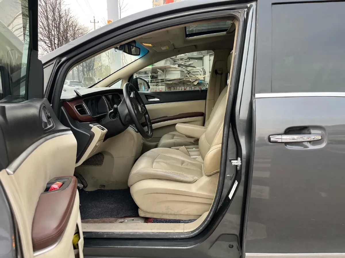 2018 Buick GL8 2.0T 260HP L4 6AT,autocango,china used car exporter,china ev exporter,chinese used car exporter,chinese used ev exporter