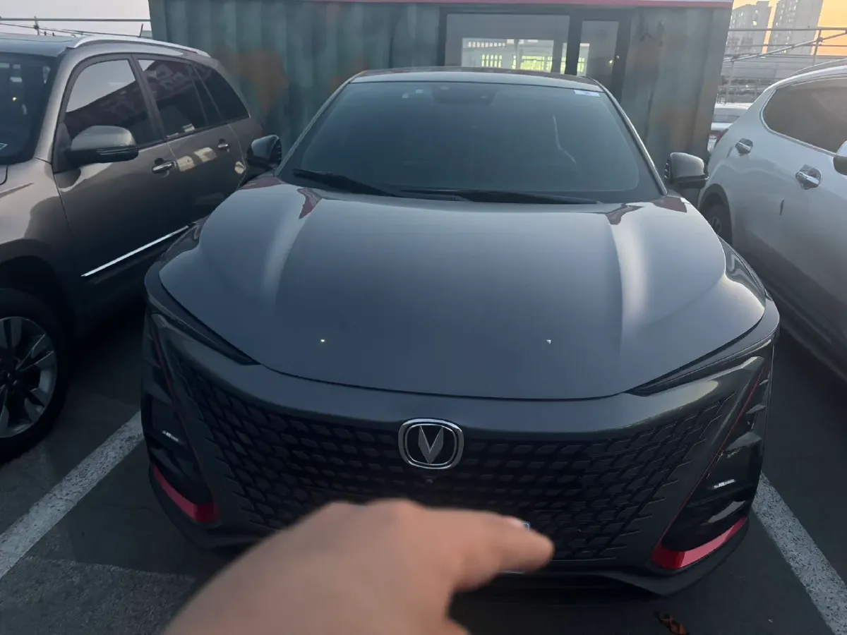 2020 ChangAn UNI-T 1.5T 180HP L4 7DCT,autocango,china used car exporter,china ev exporter,chinese used car exporter,chinese used ev exporter