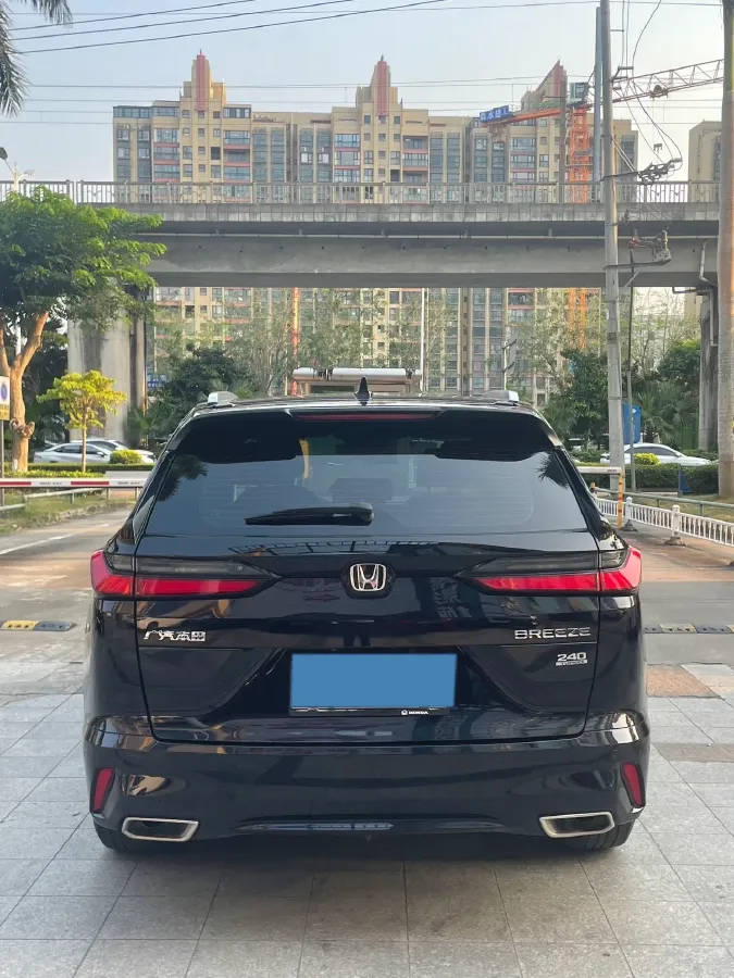 2023 Honda Breeze 1.5T 193HP L4 CVT,autocango,china used car exporter,china ev exporter,chinese used car exporter,chinese used ev exporter