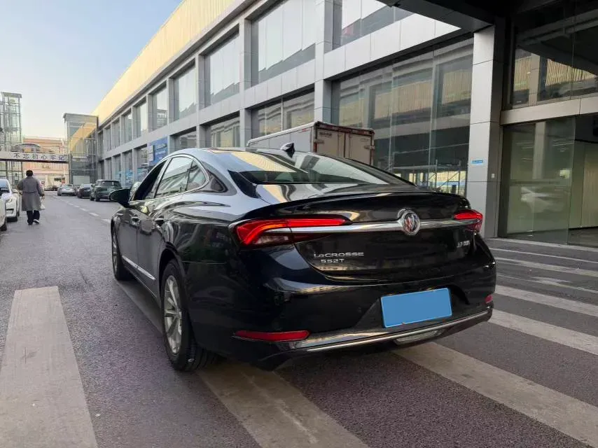 2022 Buick Larcosse 1.5T 169HP L4 9AT,autocango,china used car exporter,china ev exporter,chinese used car exporter,chinese used ev exporter