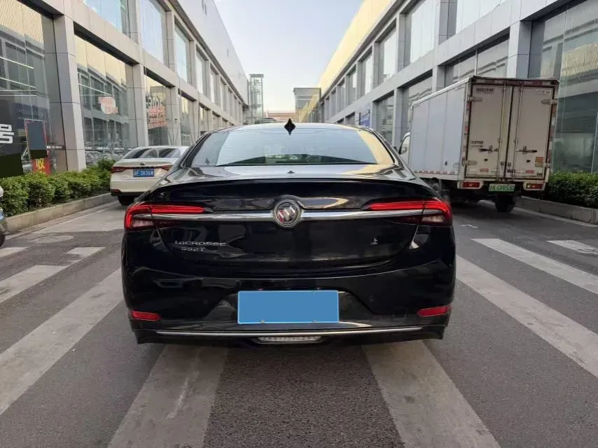 2022 Buick Larcosse 1.5T 169HP L4 9AT,autocango,china used car exporter,china ev exporter,chinese used car exporter,chinese used ev exporter