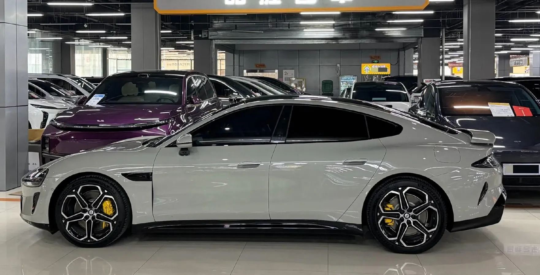 2024 MI SU7 BEV 101KWH,autocango,china used car exporter,china ev exporter,chinese used car exporter,chinese used ev exporter