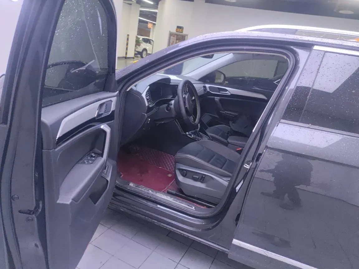 2022 Volkswagen Tayron 2.0T 186HP L4 7DCT,autocango,china used car exporter,china ev exporter,chinese used car exporter,chinese used ev exporter