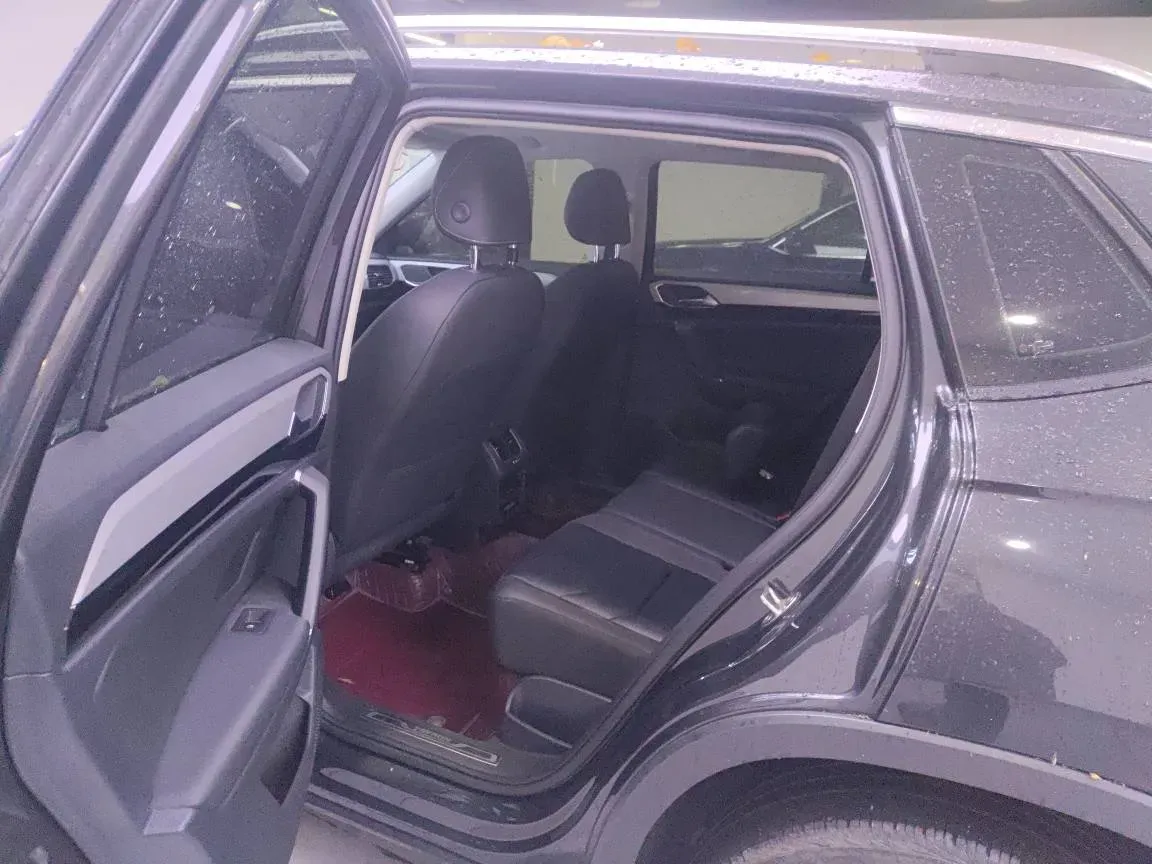 2022 Volkswagen Tayron 2.0T 186HP L4 7DCT,autocango,china used car exporter,china ev exporter,chinese used car exporter,chinese used ev exporter