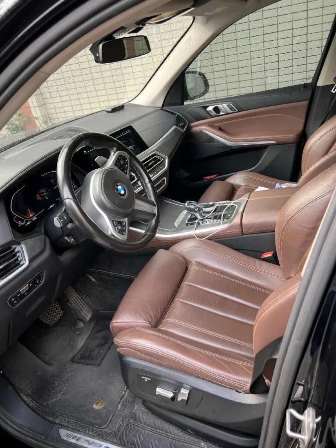 2021 BMW X5 2.0T 265HP L4 8AT,autocango,china used car exporter,china ev exporter,chinese used car exporter,chinese used ev exporter