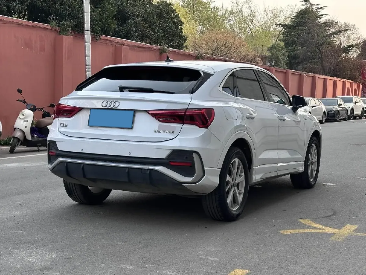 2023 Audi Q3 Sportback 1.4T 150HP L4 7DCT,autocango,china used car exporter,china ev exporter,chinese used car exporter,chinese used ev exporter