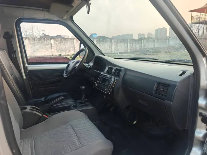 2019 WuLing RongGuang Mini Truck 1.5L 107HP L4 5MT,autocango,china used car exporter,china ev exporter,chinese used car exporter,chinese used ev exporter