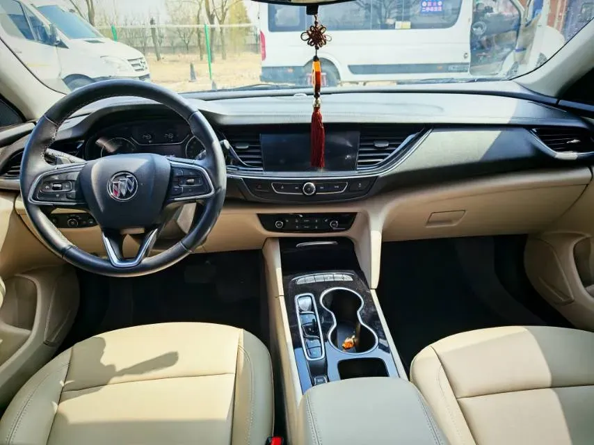 2020 Buick Regal 1.5T 169HP L4 9AT,autocango,china used car exporter,china ev exporter,chinese used car exporter,chinese used ev exporter