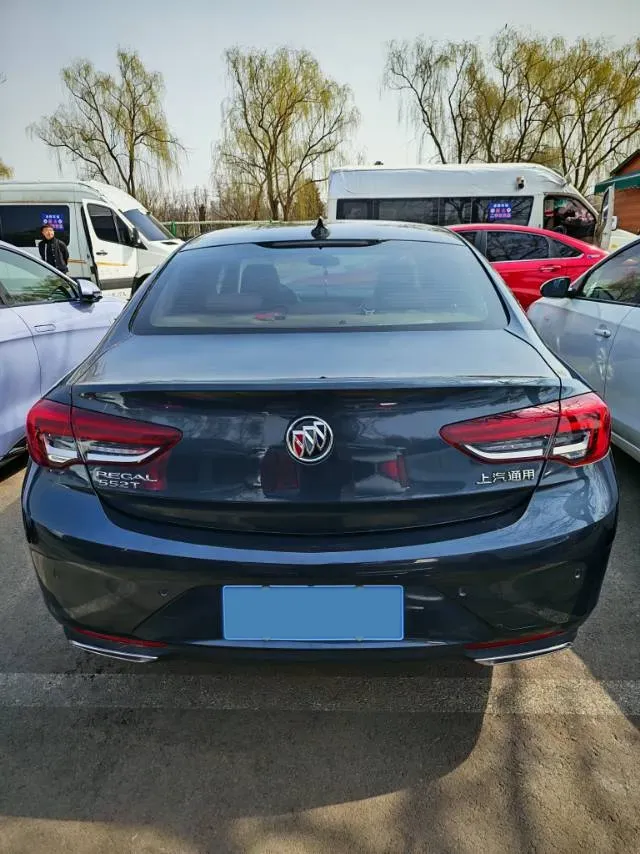 2020 Buick Regal 1.5T 169HP L4 9AT,autocango,china used car exporter,china ev exporter,chinese used car exporter,chinese used ev exporter