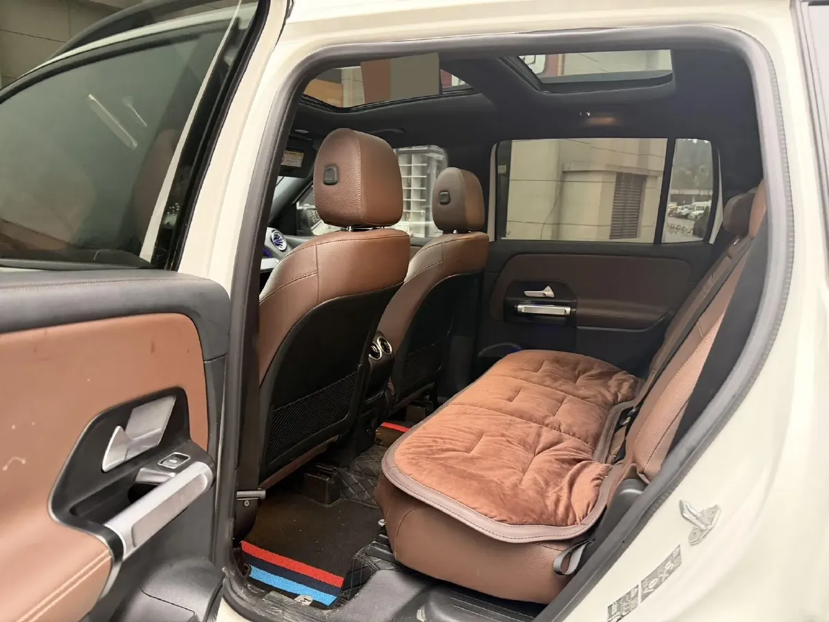 2023 Mercedes-Benz GLB Class 2.0T 190HP L4 8DCT,autocango,china used car exporter,china ev exporter,chinese used car exporter,chinese used ev exporter