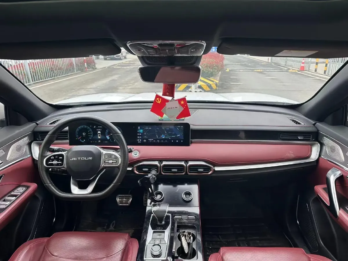 2021 Chery Tiggo 8 Plus 1.6T 197HP L4 7DCT,autocango,china used car exporter,china ev exporter,chinese used car exporter,chinese used ev exporter