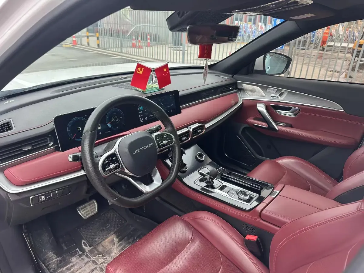 2021 Chery Tiggo 8 Plus 1.6T 197HP L4 7DCT,autocango,china used car exporter,china ev exporter,chinese used car exporter,chinese used ev exporter