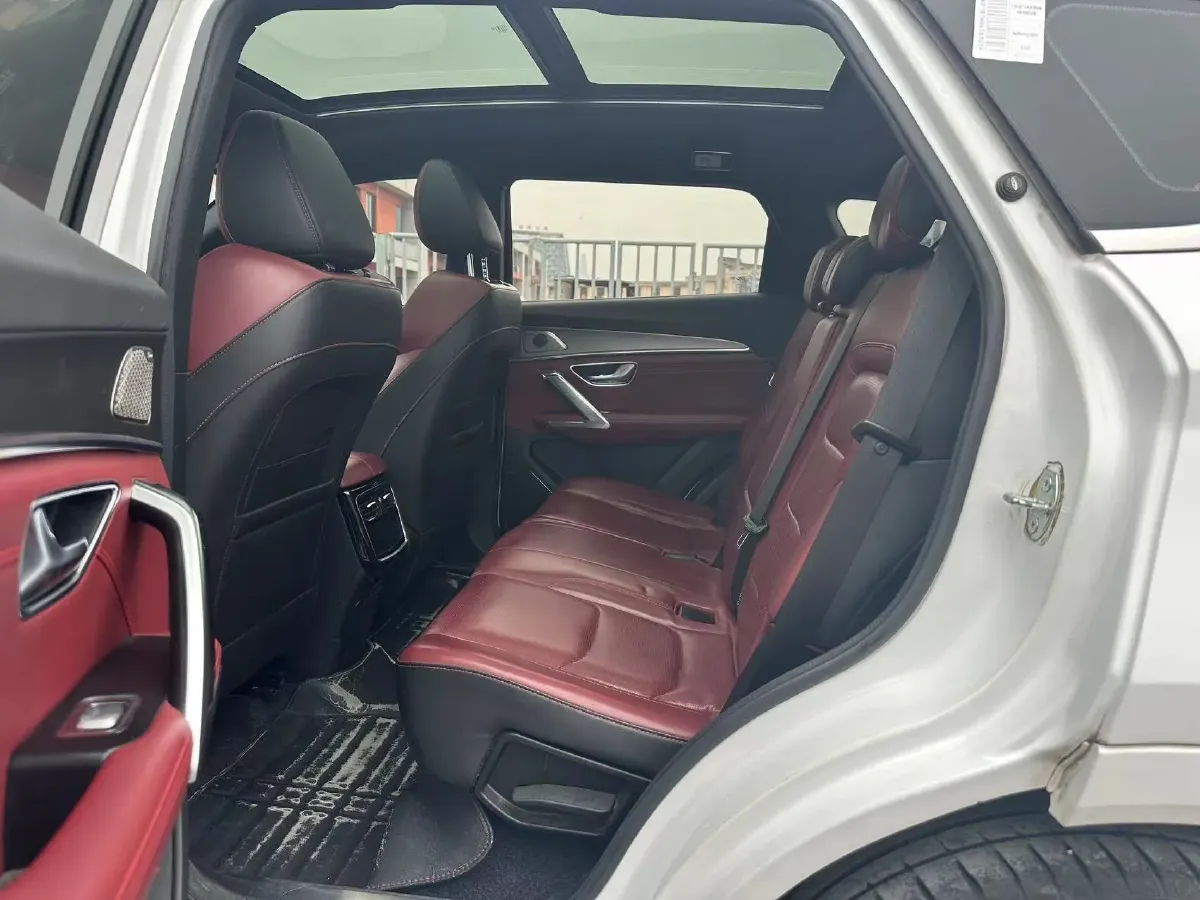 2021 Chery Tiggo 8 Plus 1.6T 197HP L4 7DCT,autocango,china used car exporter,china ev exporter,chinese used car exporter,chinese used ev exporter