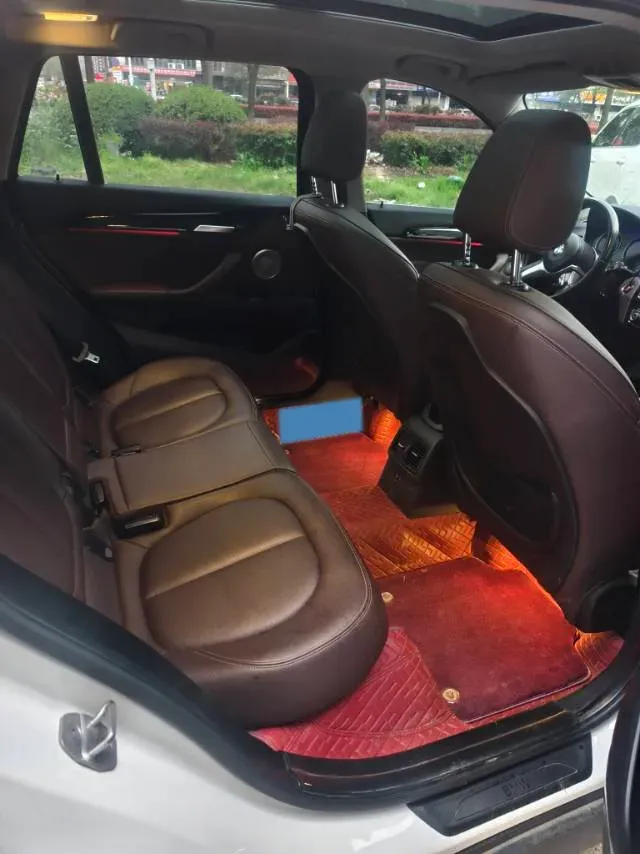 2022 BMW X1 2.0T 192HP L4 7DCT,autocango,china used car exporter,china ev exporter,chinese used car exporter,chinese used ev exporter