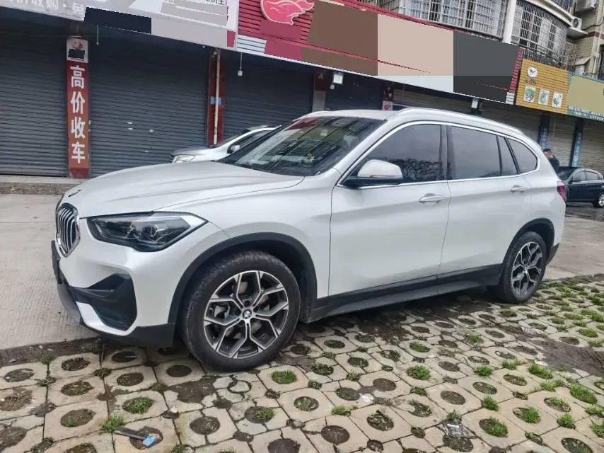 2022 BMW X1 2.0T 192HP L4 7DCT,autocango,china used car exporter,china ev exporter,chinese used car exporter,chinese used ev exporter