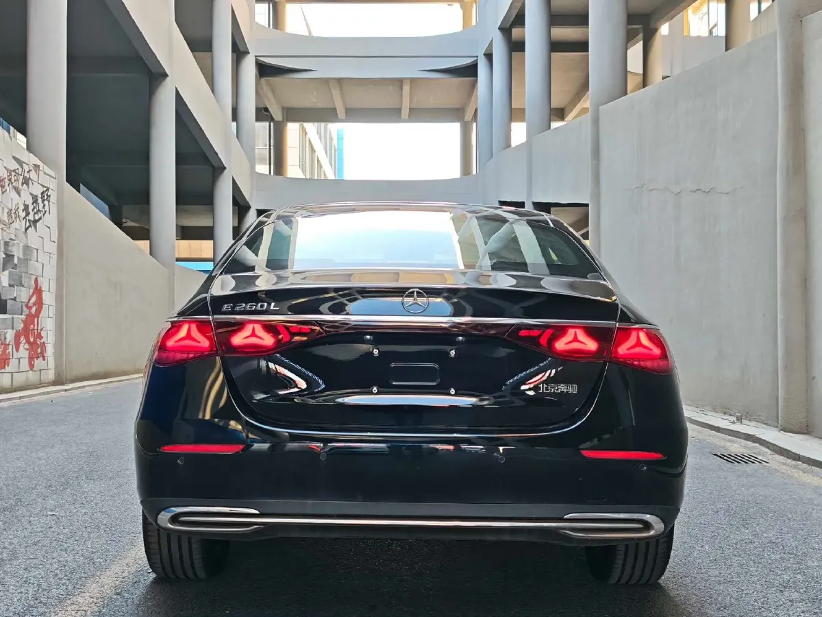 2024 Mercedes-Benz E Class 2.0T 204HP L4 9AT,autocango,china used car exporter,china ev exporter,chinese used car exporter,chinese used ev exporter