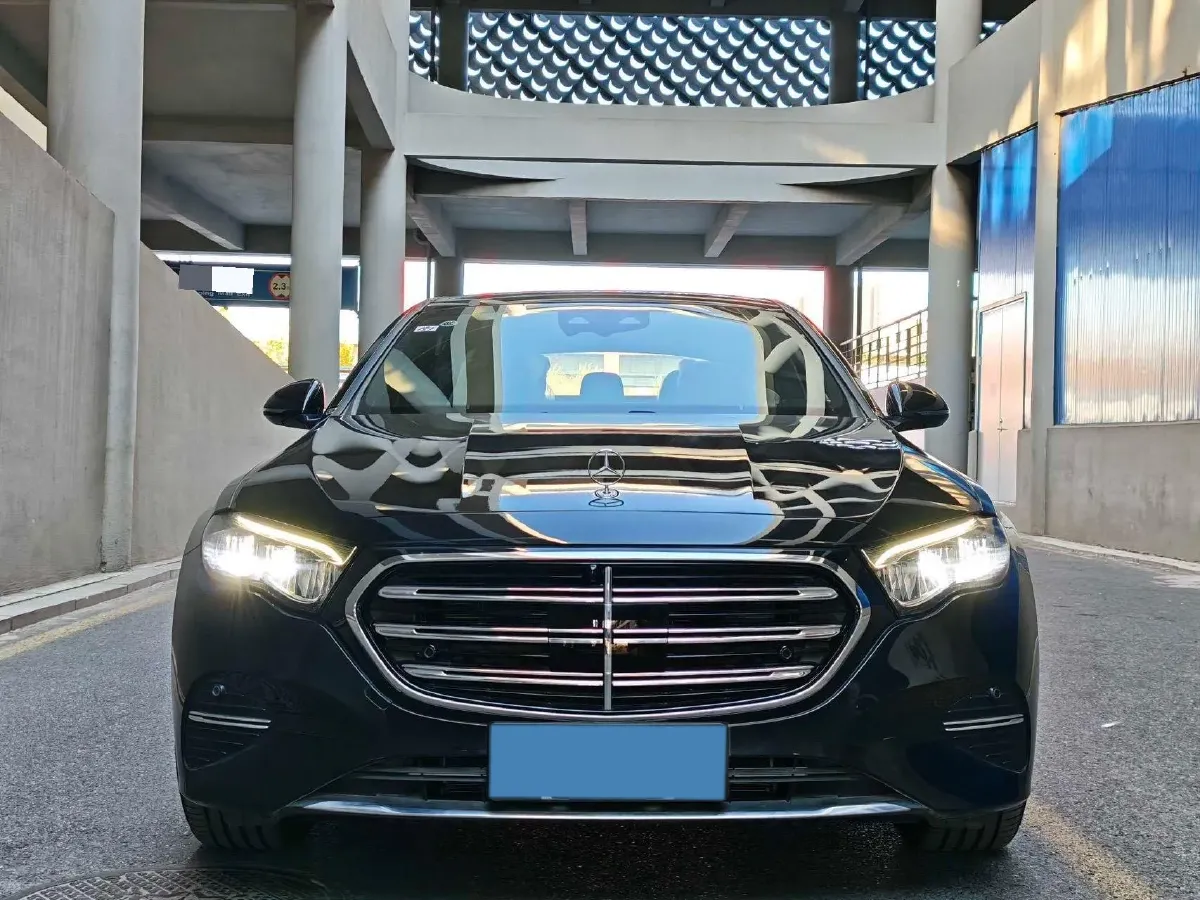 2024 Mercedes-Benz E Class 2.0T 204HP L4 9AT,autocango,china used car exporter,china ev exporter,chinese used car exporter,chinese used ev exporter