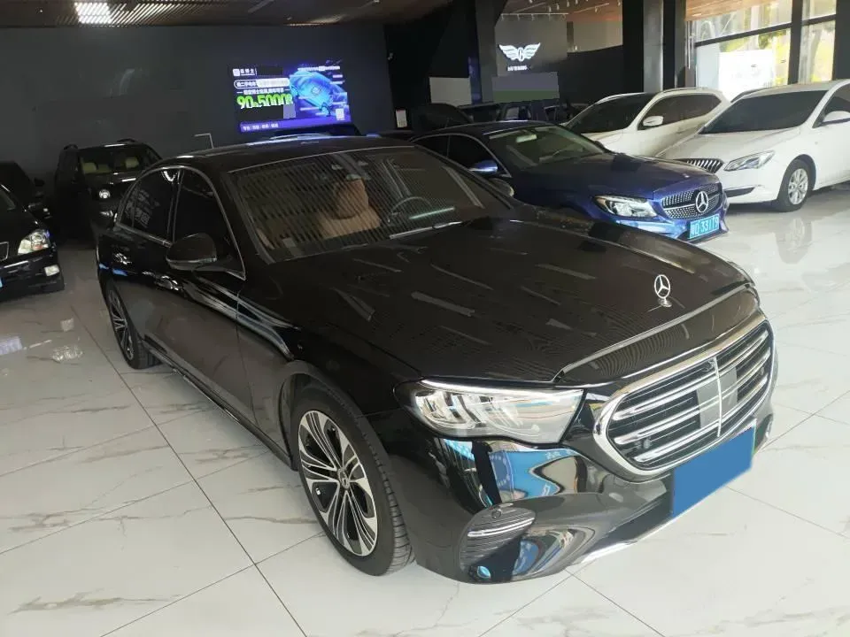 2024 Mercedes-Benz E Class 2.0T 204HP L4 9AT PHEV 25.4KWH,autocango,china used car exporter,china ev exporter,chinese used car exporter,chinese used ev exporter