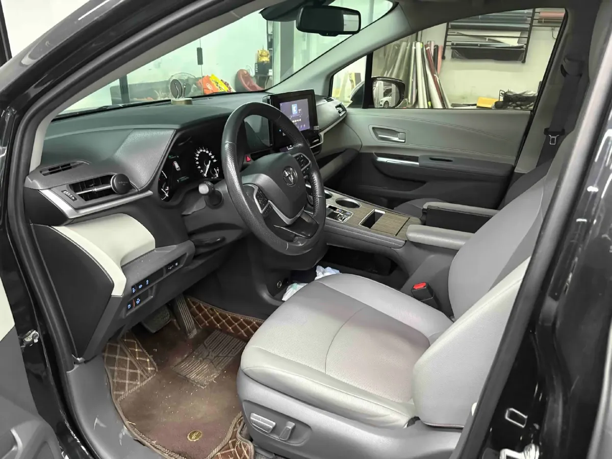 2021 Toyota Sienna 2.5L 192HP L4 E-CVT Hybrid,autocango,china used car exporter,china ev exporter,chinese used car exporter,chinese used ev exporter