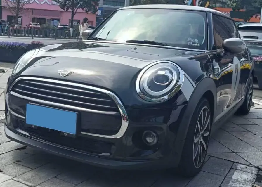 2021 MINI MINI 1.5T 136HP L3 7DCT,autocango,china used car exporter,china ev exporter,chinese used car exporter,chinese used ev exporter