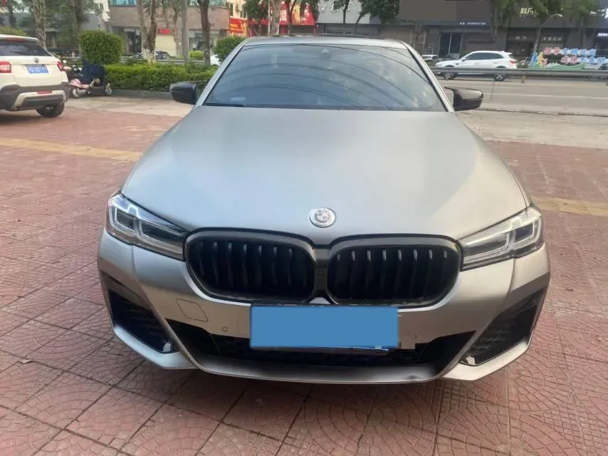 2022 BMW 5 Series 3.0T 340HP L6 8AT,autocango,china used car exporter,china ev exporter,chinese used car exporter,chinese used ev exporter