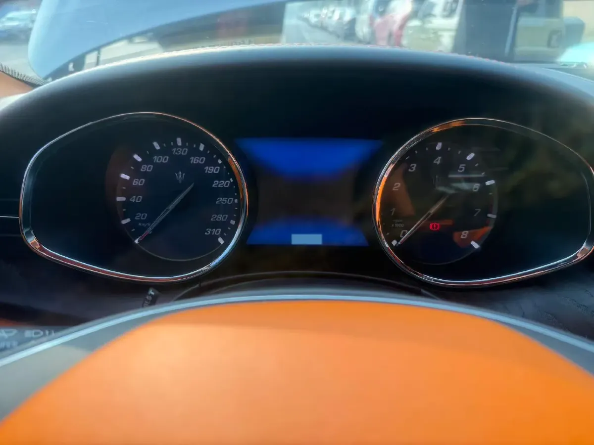 2019 Maserati Quattroporte 3.0T 350HP V6 8AT,autocango,china used car exporter,china ev exporter,chinese used car exporter,chinese used ev exporter