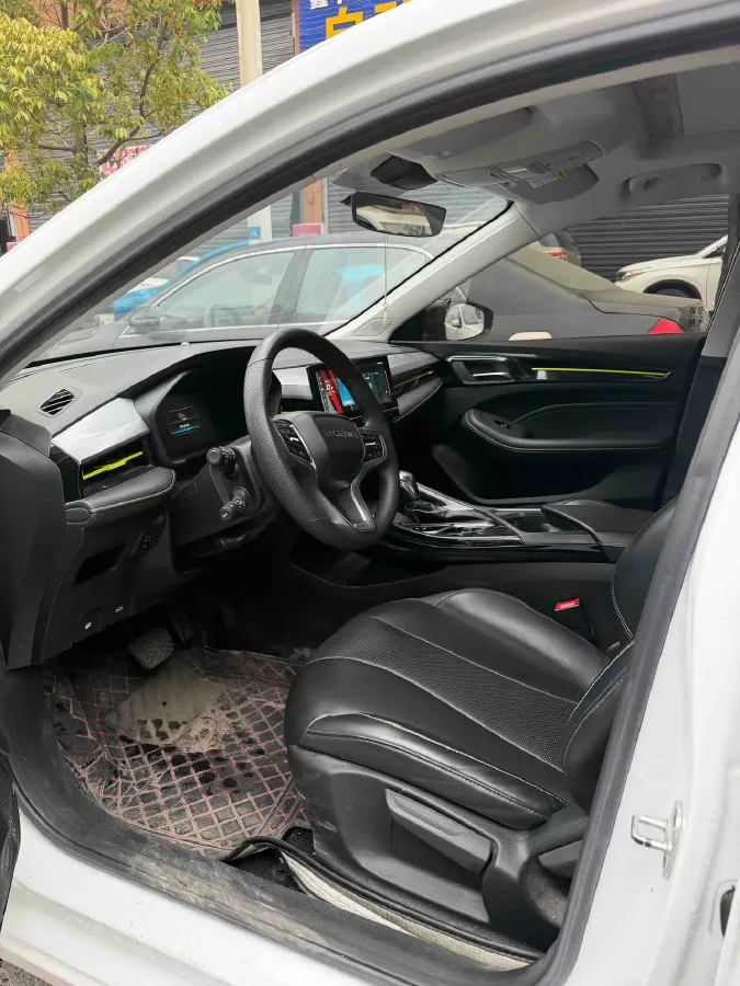 2021 Roewe i5 1.5L 120HP L4 CVT,autocango,china used car exporter,china ev exporter,chinese used car exporter,chinese used ev exporter