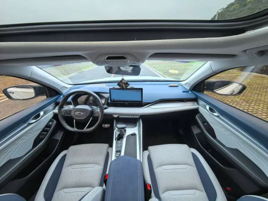 2023 Geely Preface 2.0T 190HP L4 7DCT,autocango,china used car exporter,china ev exporter,chinese used car exporter,chinese used ev exporter