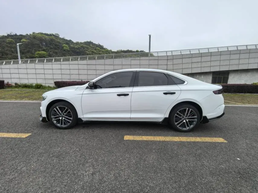 2023 Geely Preface 2.0T 190HP L4 7DCT,autocango,china used car exporter,china ev exporter,chinese used car exporter,chinese used ev exporter