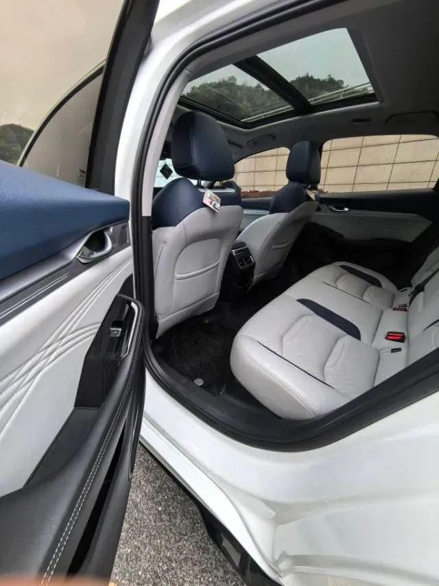 2023 Geely Preface 2.0T 190HP L4 7DCT,autocango,china used car exporter,china ev exporter,chinese used car exporter,chinese used ev exporter