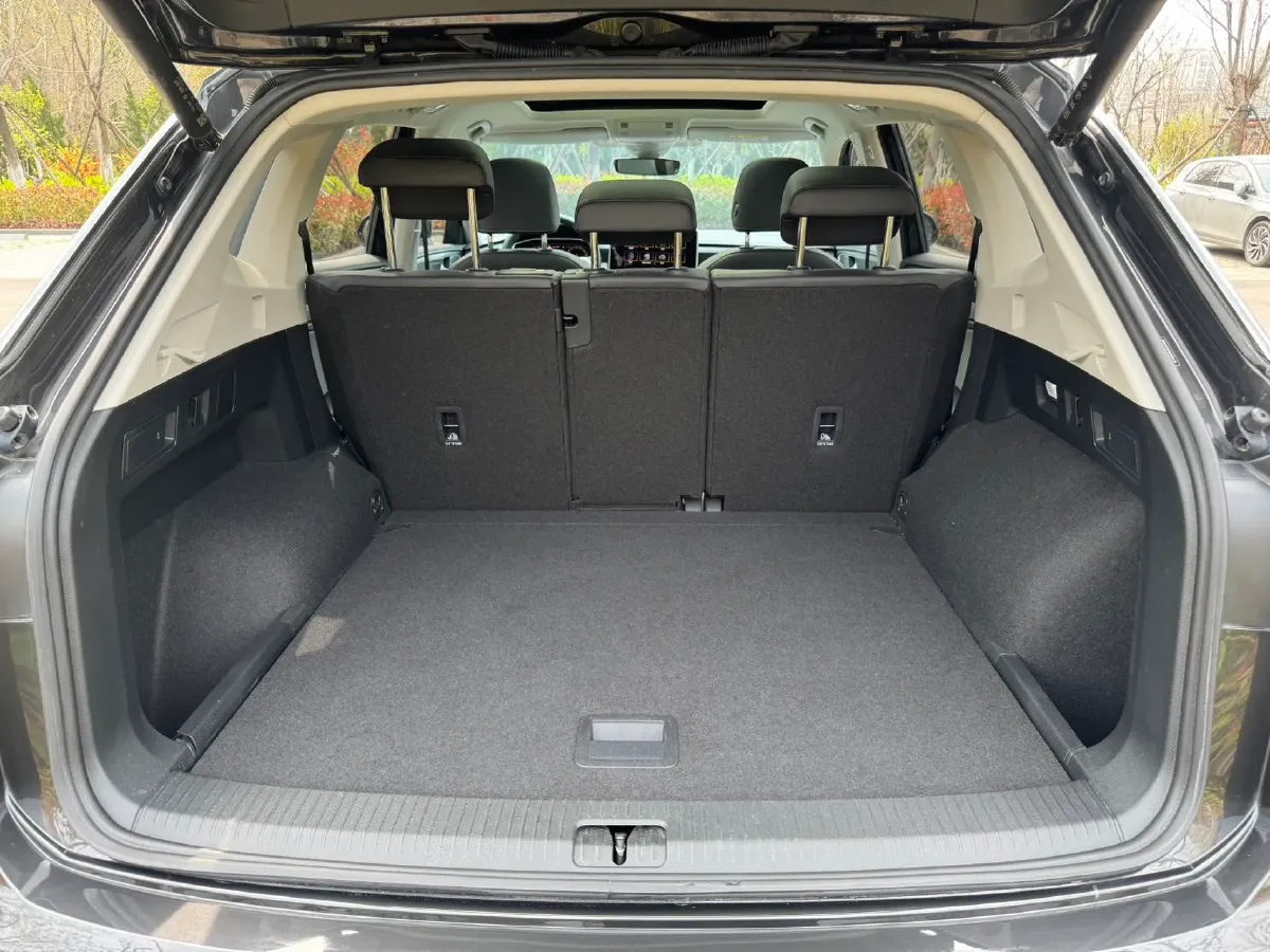 2023 Volkswagen Tayron 1.4T 150HP L4 7DCT,autocango,china used car exporter,china ev exporter,chinese used car exporter,chinese used ev exporter