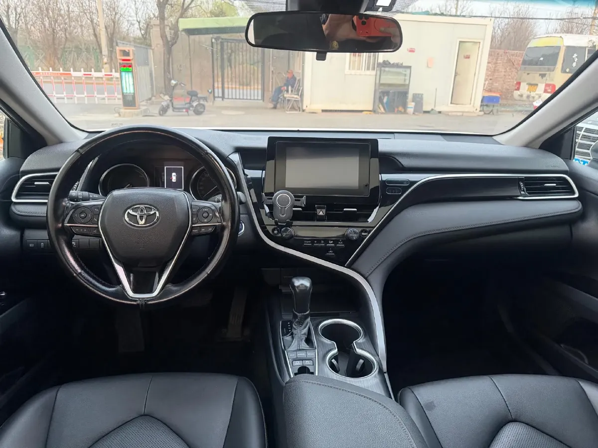2023 Toyota Camry 2.5L 178HP L4 E-CVT Hybrid,autocango,china used car exporter,china ev exporter,chinese used car exporter,chinese used ev exporter