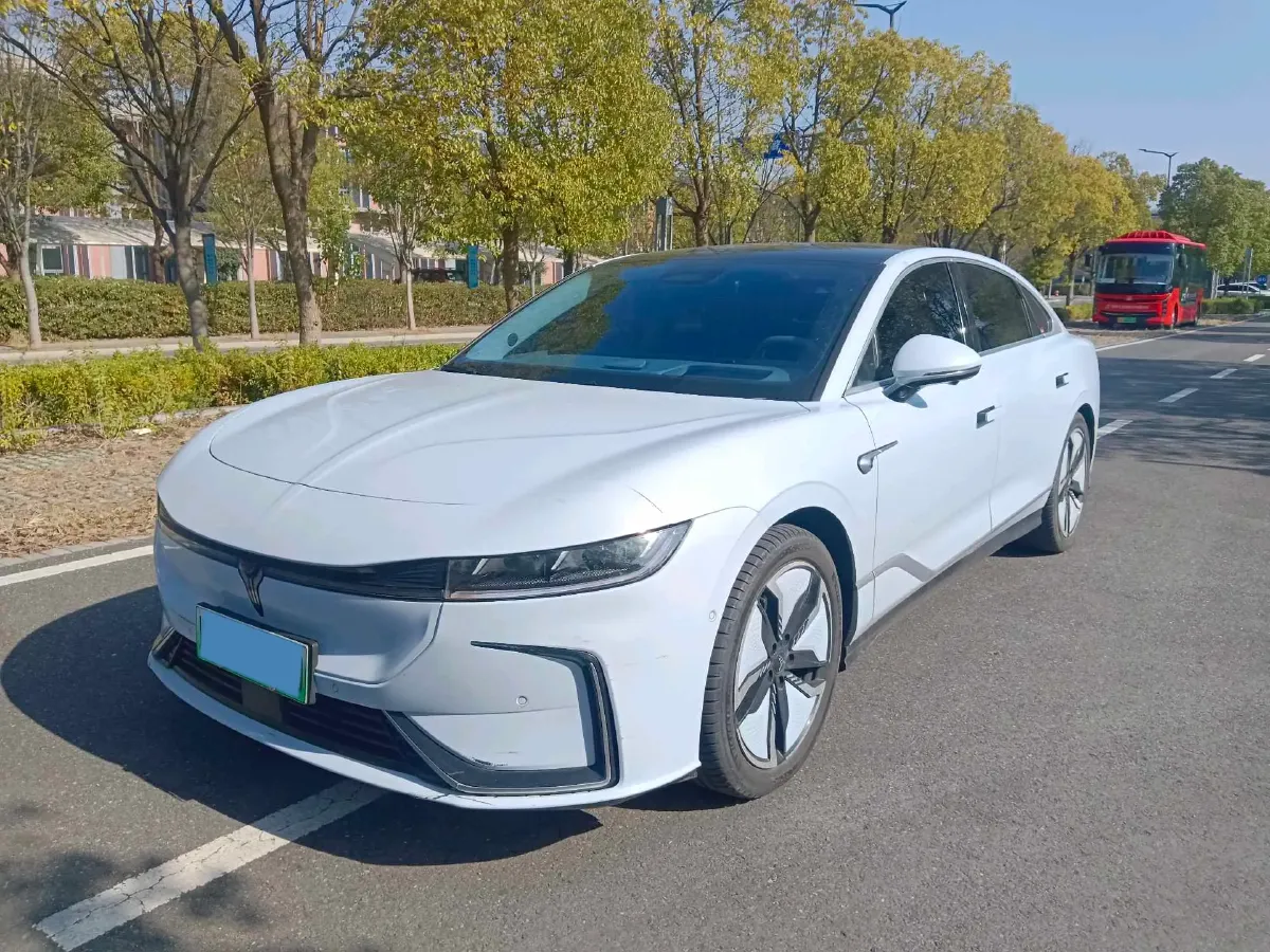 2023 Voyah ZhuiGuang BEV 82.11KWH,autocango,china used car exporter,china ev exporter,chinese used car exporter,chinese used ev exporter