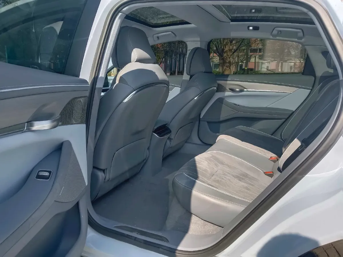 2023 Voyah ZhuiGuang BEV 82.11KWH,autocango,china used car exporter,china ev exporter,chinese used car exporter,chinese used ev exporter