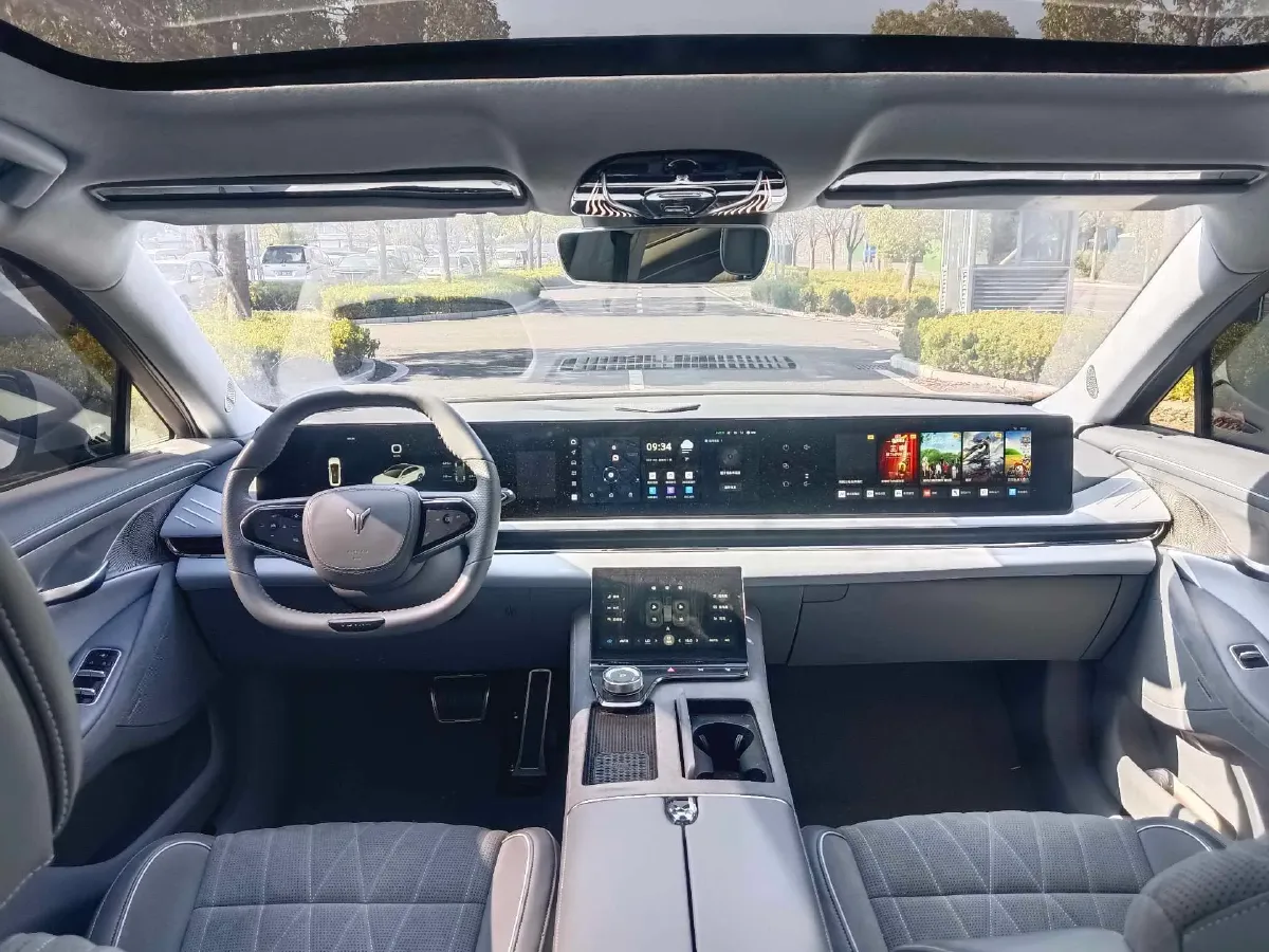 2023 Voyah ZhuiGuang BEV 82.11KWH,autocango,china used car exporter,china ev exporter,chinese used car exporter,chinese used ev exporter