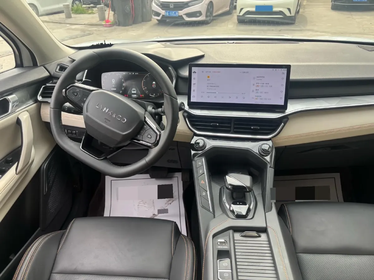 2023 LYNK&CO 06 1.5T 181HP L4 7DCT,autocango,china used car exporter,china ev exporter,chinese used car exporter,chinese used ev exporter