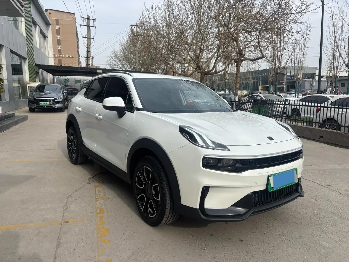 2023 LYNK&CO 06 1.5T 181HP L4 7DCT,autocango,china used car exporter,china ev exporter,chinese used car exporter,chinese used ev exporter