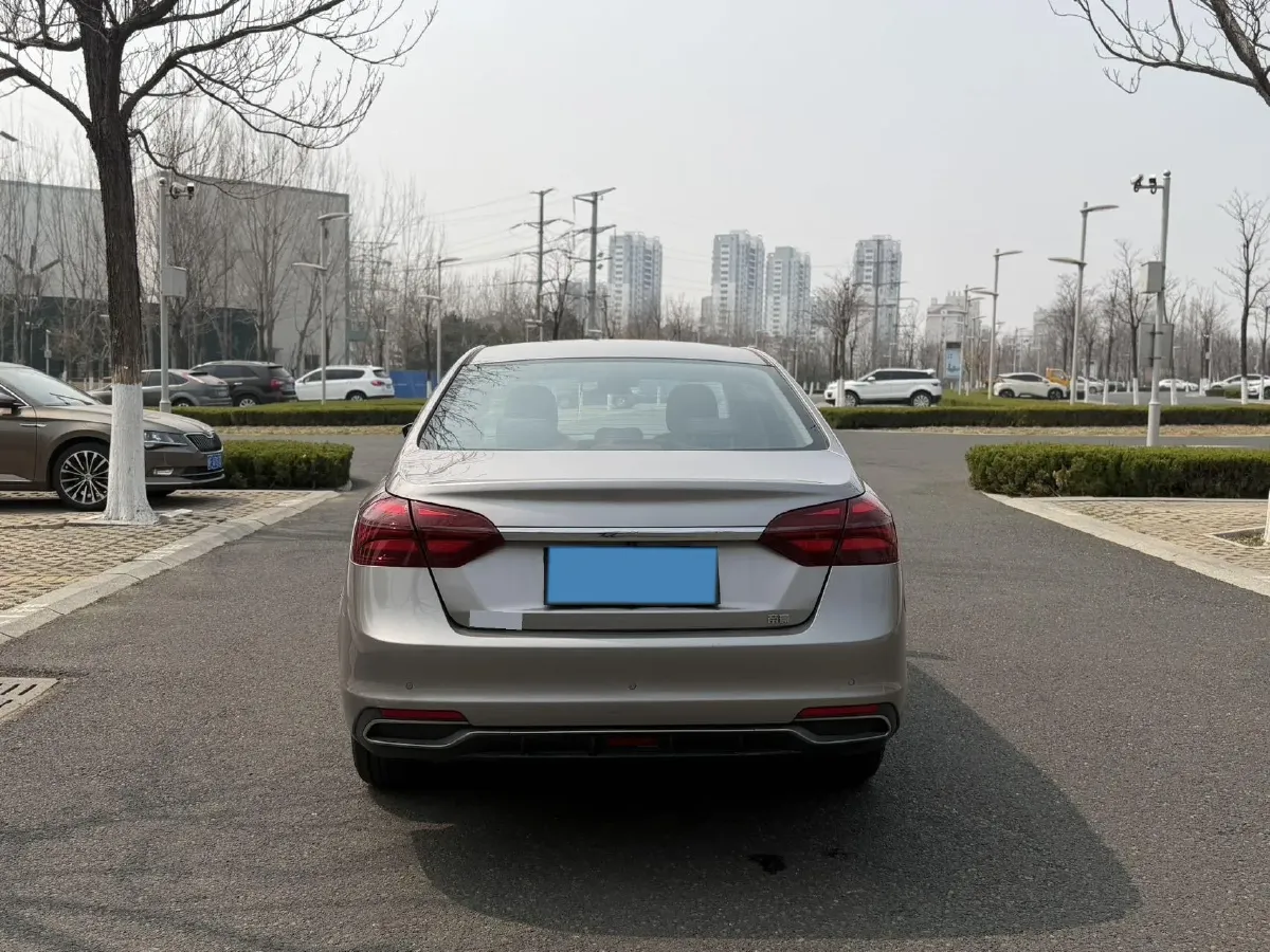 2019 Geely Emgrand 1.5L 109HP L4 5MT,autocango,china used car exporter,china ev exporter,chinese used car exporter,chinese used ev exporter
