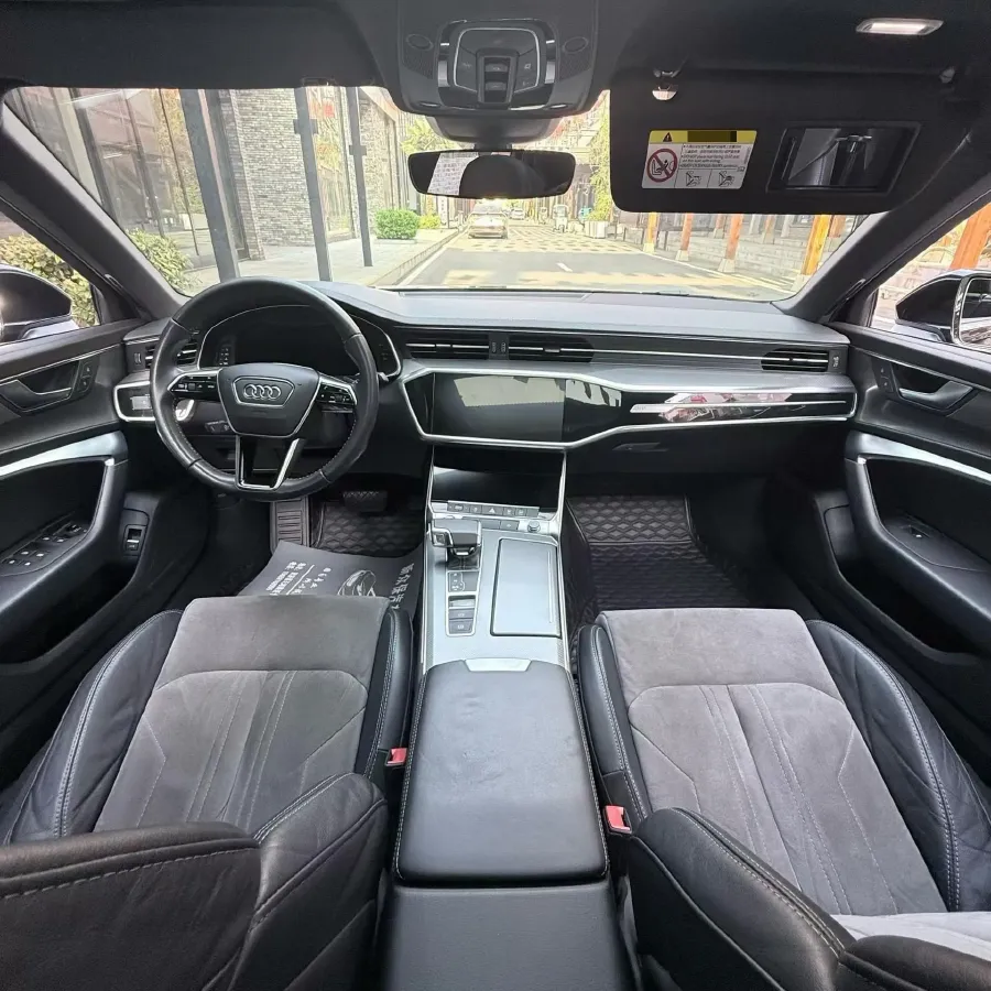 2020 Audi A6L 2.0T 224HP L4 7DCT,autocango,china used car exporter,china ev exporter,chinese used car exporter,chinese used ev exporter