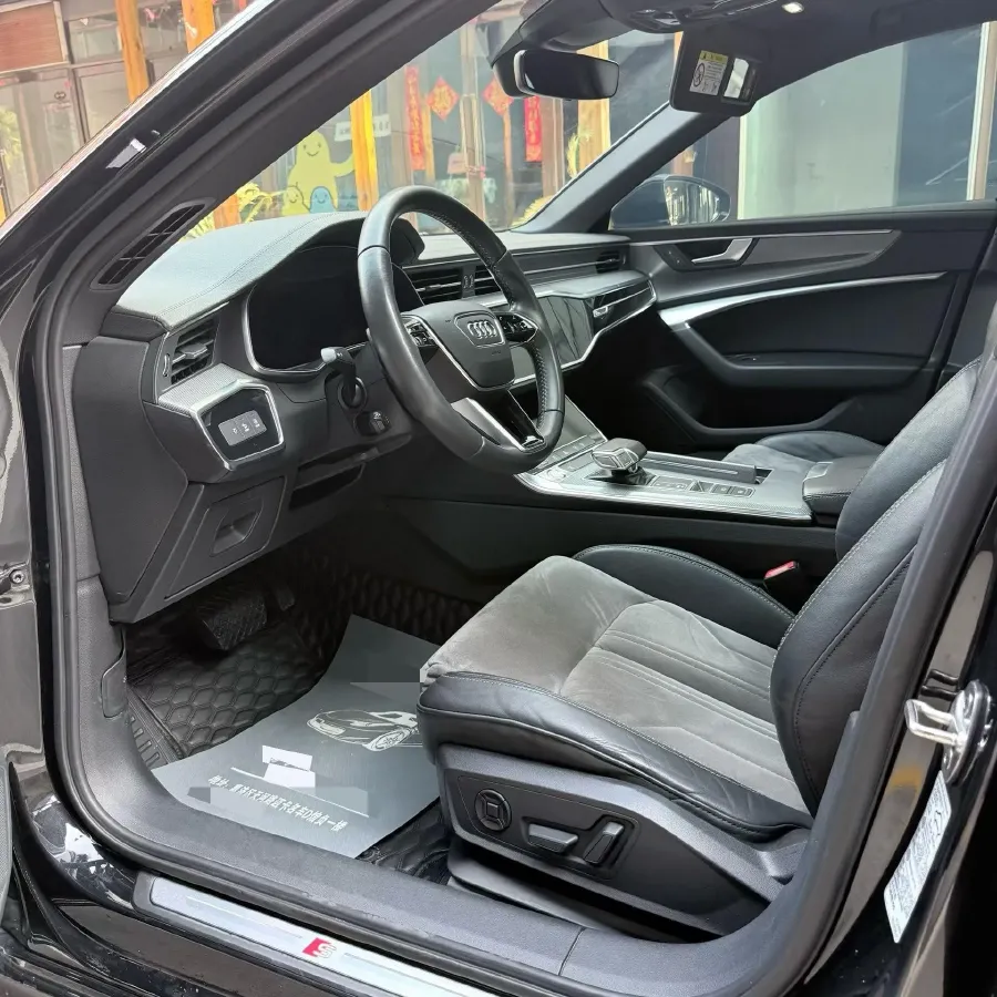 2020 Audi A6L 2.0T 224HP L4 7DCT,autocango,china used car exporter,china ev exporter,chinese used car exporter,chinese used ev exporter
