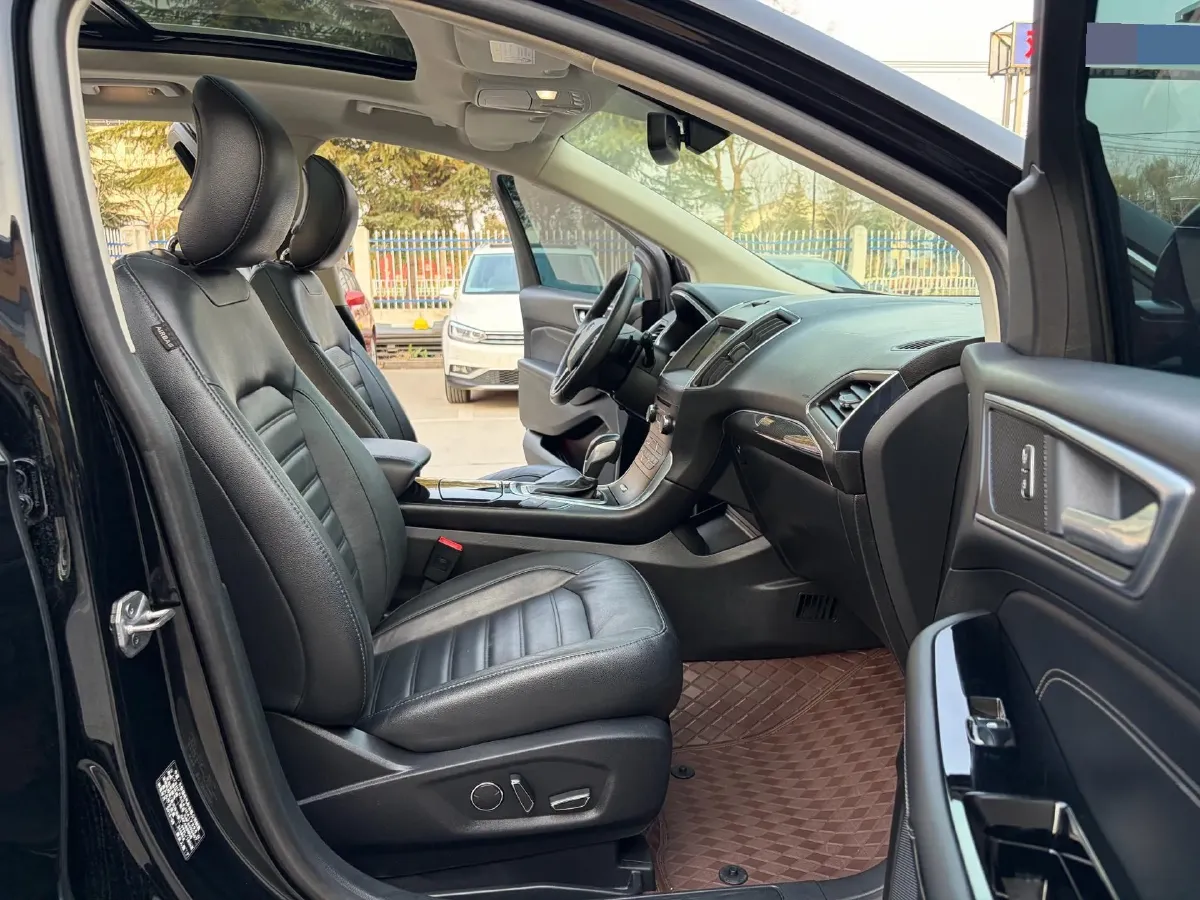 2018 Ford Edge 2.0T 245HP L4 6AT,autocango,china used car exporter,china ev exporter,chinese used car exporter,chinese used ev exporter