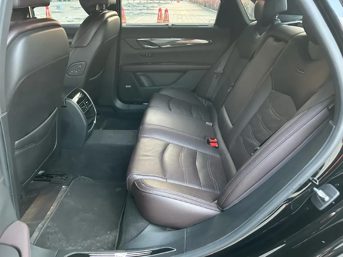 2022 Cadillac CT6 2.0T 237HP L4 10AT,autocango,china used car exporter,china ev exporter,chinese used car exporter,chinese used ev exporter