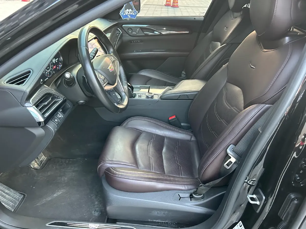 2022 Cadillac CT6 2.0T 237HP L4 10AT,autocango,china used car exporter,china ev exporter,chinese used car exporter,chinese used ev exporter