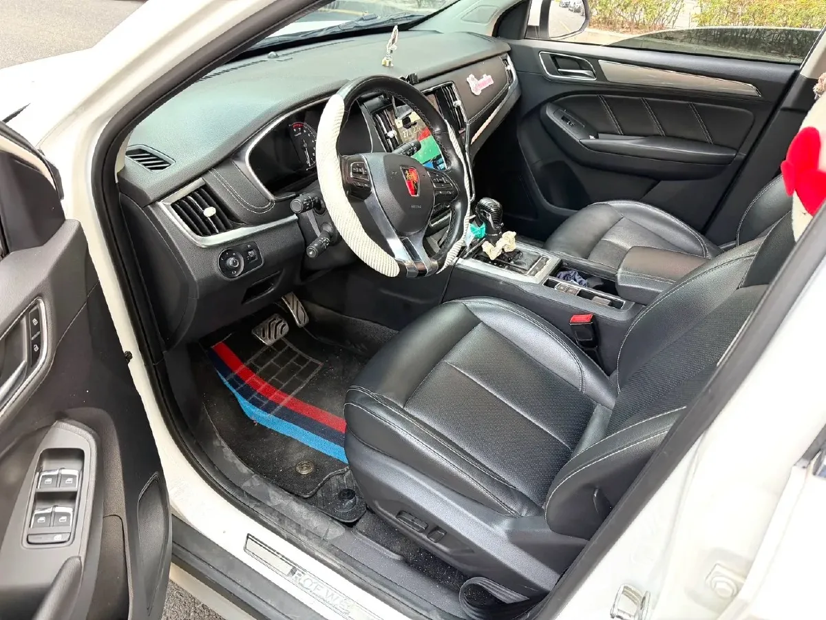 2016 Roewe RX5 2.0T 220HP L4 6DCT,autocango,china used car exporter,china ev exporter,chinese used car exporter,chinese used ev exporter