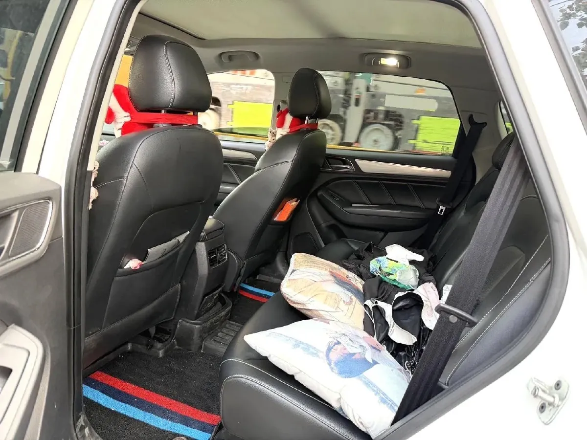 2016 Roewe RX5 2.0T 220HP L4 6DCT,autocango,china used car exporter,china ev exporter,chinese used car exporter,chinese used ev exporter