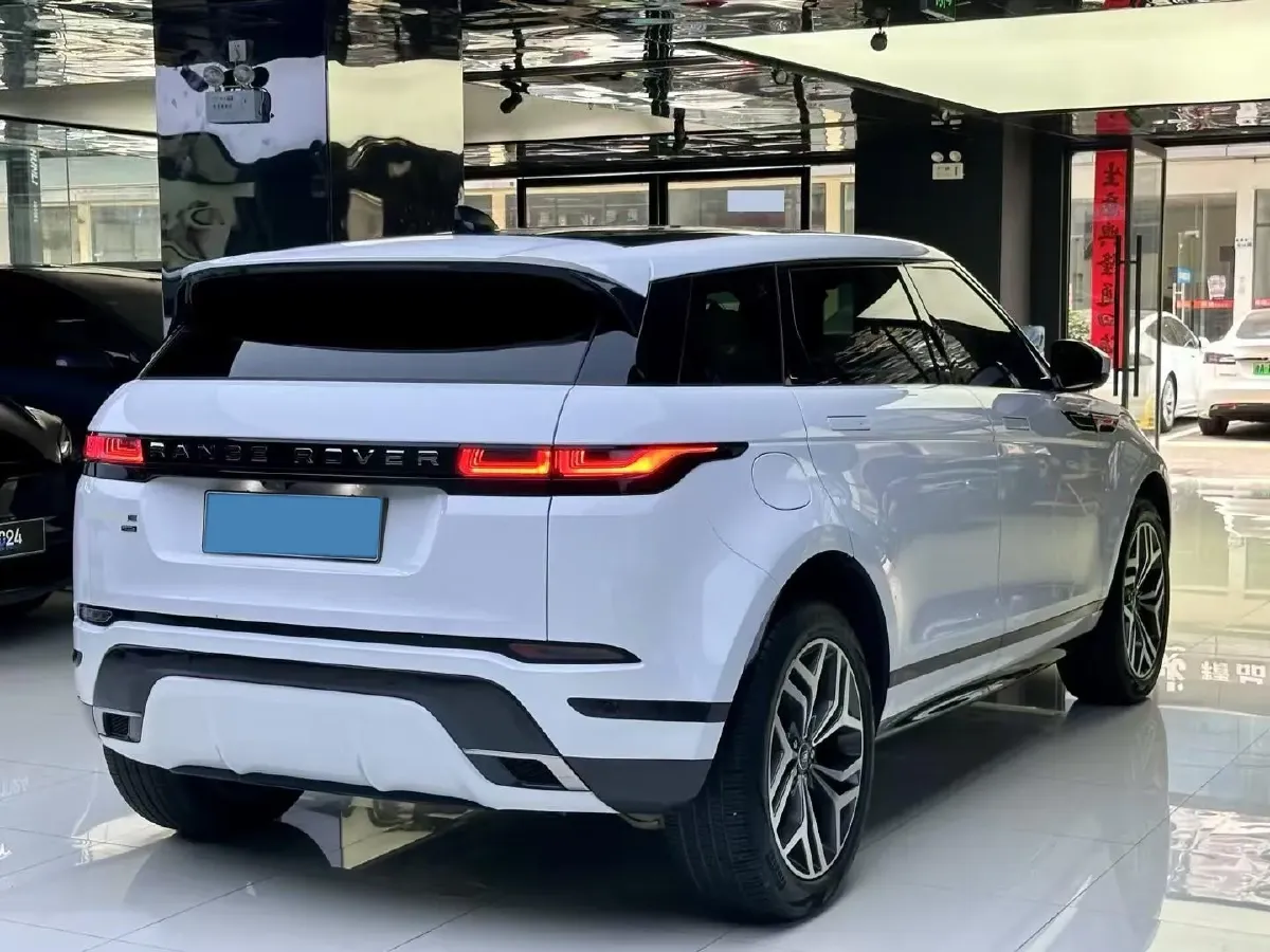 2023 Land Rover Range Rover Evoque 1.5T 200HP L3 8AT PHEV 15.5KWH,autocango,china used car exporter,china ev exporter,chinese used car exporter,chinese used ev exporter