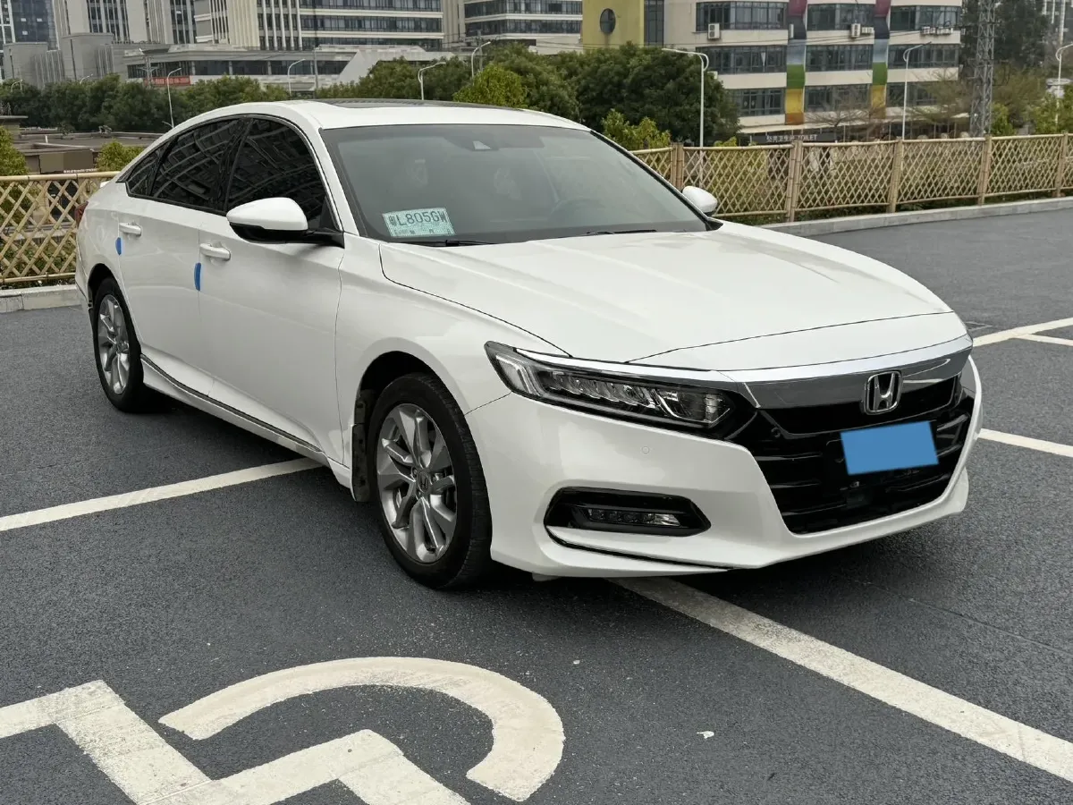 2018 Honda Accord 1.5T 194HP L4 CVT,autocango,china used car exporter,china ev exporter,chinese used car exporter,chinese used ev exporter