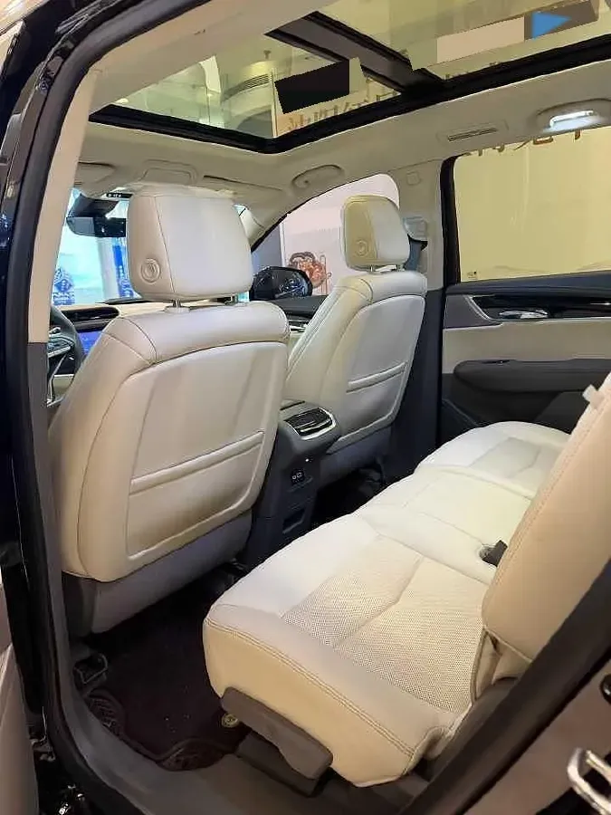 2022 Cadillac XT6 2.0T 237HP L4 9AT,autocango,china used car exporter,china ev exporter,chinese used car exporter,chinese used ev exporter