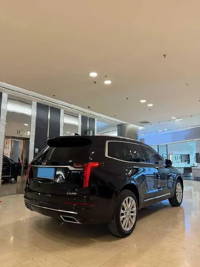 2022 Cadillac XT6 2.0T 237HP L4 9AT,autocango,china used car exporter,china ev exporter,chinese used car exporter,chinese used ev exporter